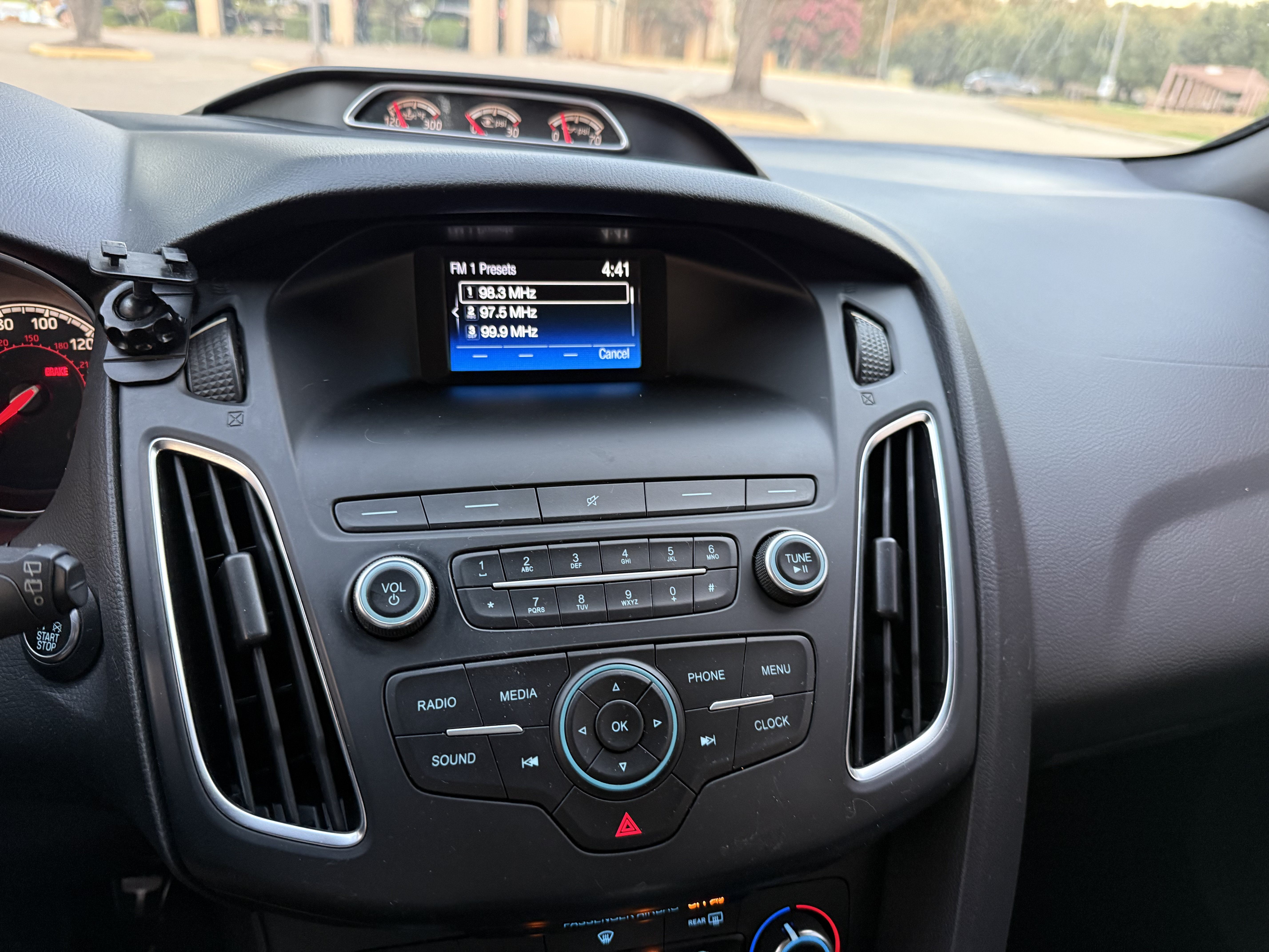 Used 2018 Ford Focus ST FWD image 22
