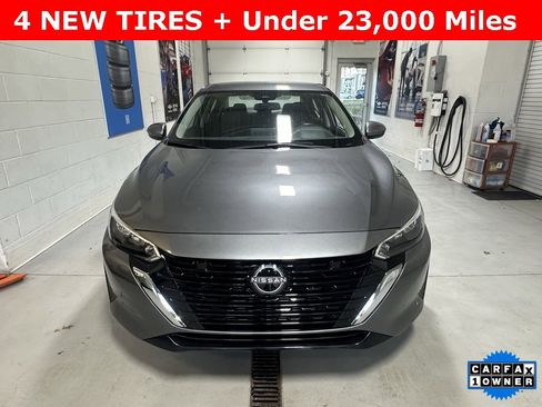 Used 2024 Nissan Sentra SV image 2