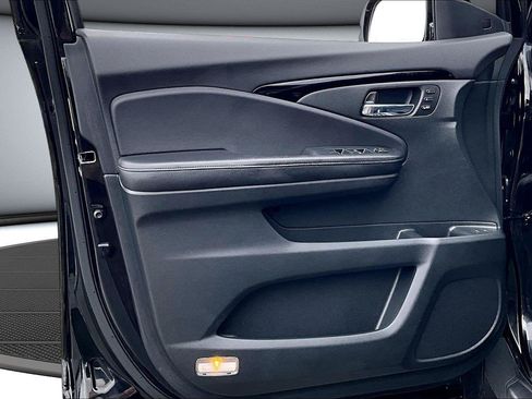 Used 2016 Honda Pilot Elite image 21
