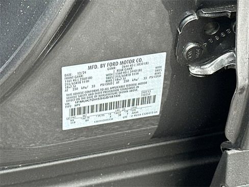 New 2025 Ford Explorer Active image 33