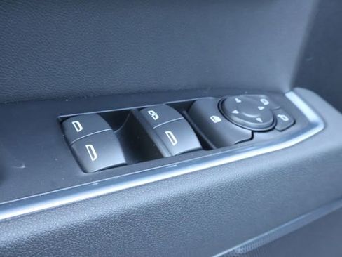 New 2026 GMC Sierra 1500 Elevation image 14