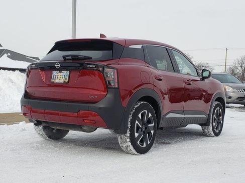 Certified 2025 Nissan Kicks SV image 9