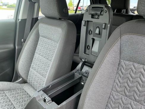 Used 2023 Chevrolet Equinox LT AWD/4WD image 30