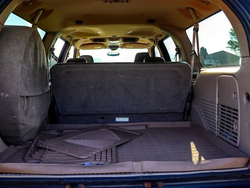 Used 2003 Ford Excursion Eddie Bauer image 30