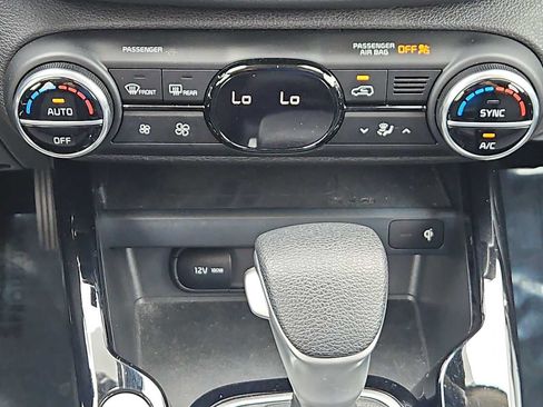 Used 2024 Kia Soul S FWD image 16
