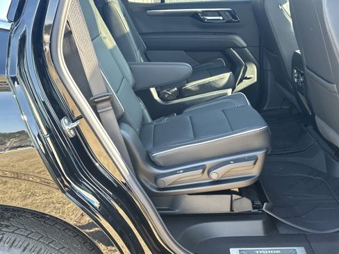 New 2026 Chevrolet Tahoe Premier w/ Sun And Tow Package AWD/4WD image 15
