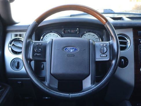 Used 2008 Ford Expedition EL Limited image 18