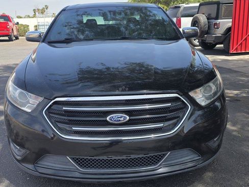 Used 2016 Ford Taurus Limited FWD image 2