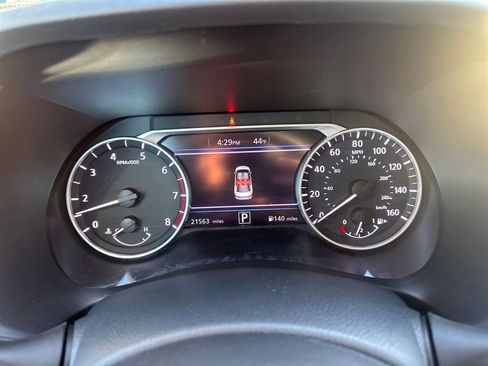 Used 2025 Nissan Sentra SV image 20