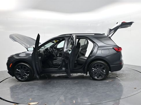 Used 2023 Chevrolet Equinox RS w/ LPO, Floor Liner Package image 59