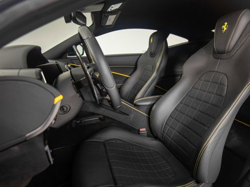 Certified 2024 Ferrari Roma image 34