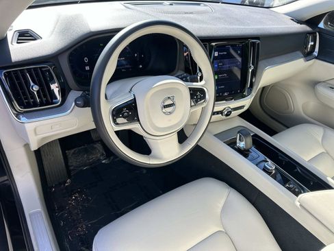 Certified 2023 Volvo V60 B5 Cross Country Plus w/ Climate Package image 9