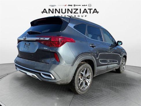 Used 2021 Kia Seltos EX image 5