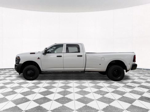 New 2026 RAM 3500 Tradesman AWD/4WD image 7