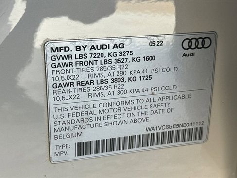 Used 2022 Audi e-tron S Prestige image 29