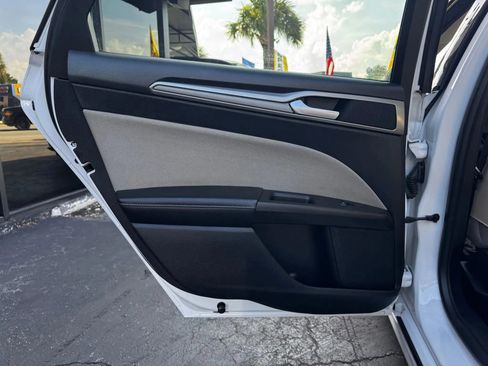 Used 2019 Ford Fusion S image 20