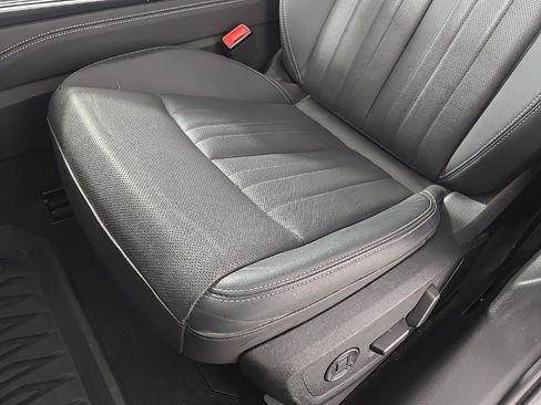 Used 2022 Audi A6 Premium Plus image 13