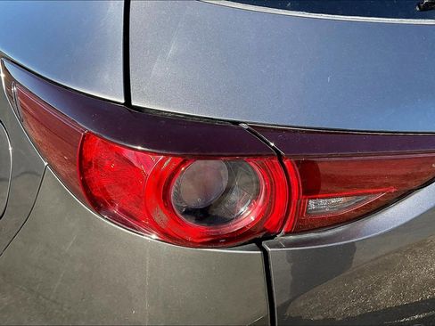 Used 2019 MAZDA CX-5 Touring image 23