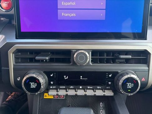 Used 2025 Toyota Tacoma TRD Sport w/ TRD Sport Premium Package image 28