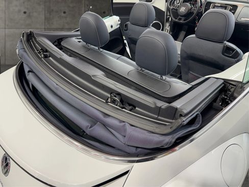 Used 2016 Volkswagen Beetle 1.8T S image 15