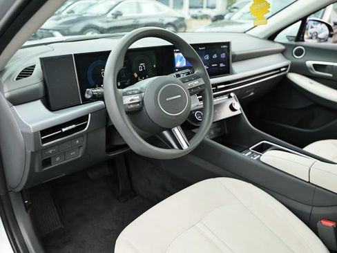 Used 2024 Hyundai Sonata SEL FWD image 17