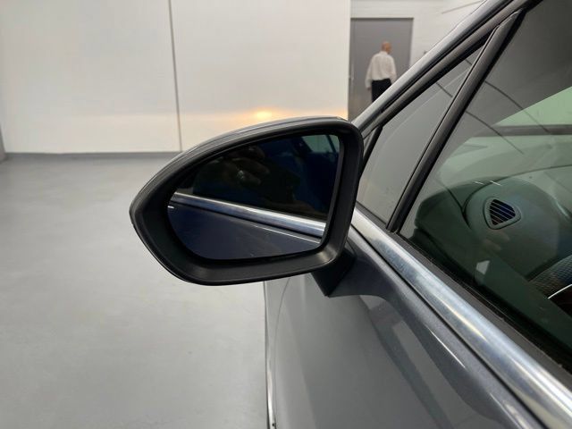Used 2018 Chevrolet Cruze LT FWD image 13