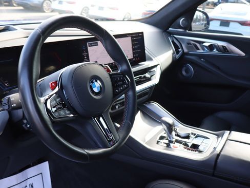 Used 2024 BMW XM image 10