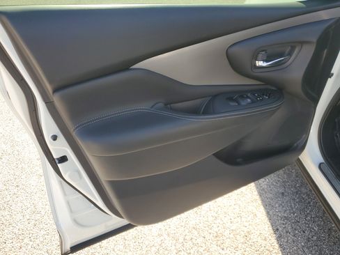 Certified 2022 Nissan Murano S image 15