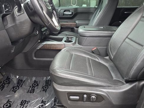 Used 2022 GMC Sierra 1500 Denali w/ Denali Premium Package image 8