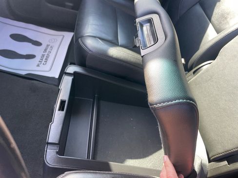 Used 2018 Chevrolet Silverado 1500 LT w/ All Star Edition image 13