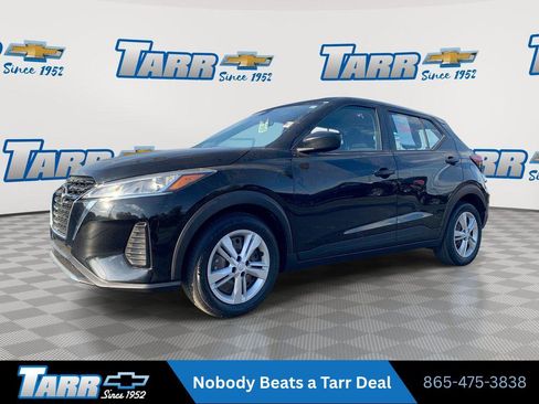 Used 2022 Nissan Kicks S FWD image 1