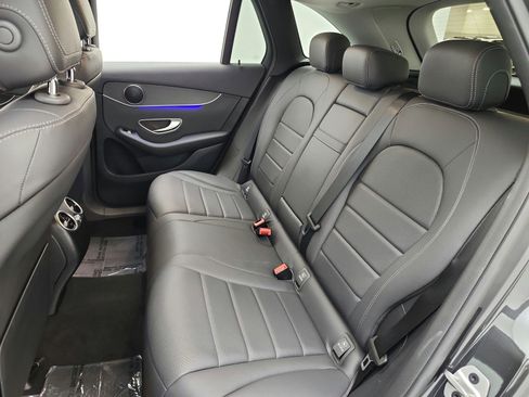 Used 2022 Mercedes-Benz GLC 300 image 13