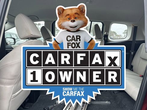 Used 2013 MAZDA MAZDA5 Sport image 18