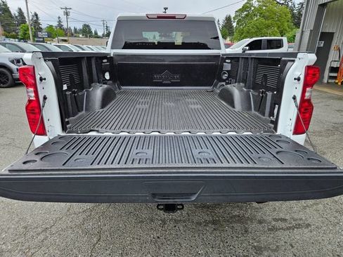 Used 2020 Chevrolet Silverado 3500 LT AWD/4WD image 15