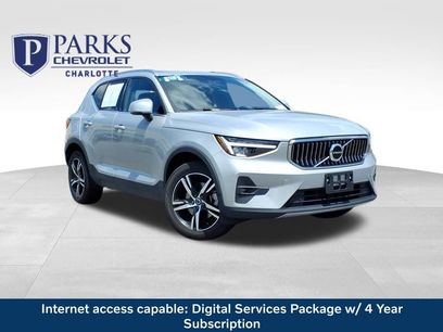 Used 2023 Volvo XC40 B5 Plus
