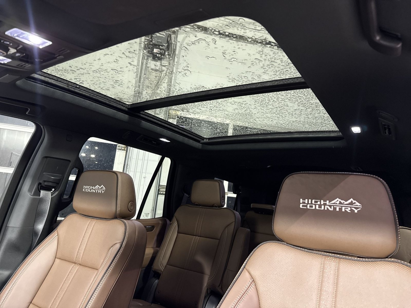 New 2026 Chevrolet Tahoe High Country w/ Sun And Tow Package AWD/4WD image 25