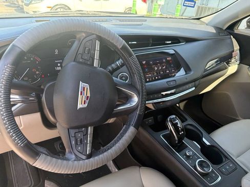 Used 2020 Cadillac XT4 Luxury FWD image 8