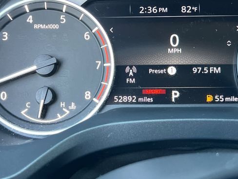 Used 2022 Nissan Rogue SV image 25