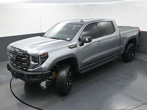 Used 2023 GMC Sierra 1500 AT4X image 39