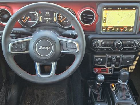 Certified 2023 Jeep Gladiator Rubicon w/ Cold Weather Group image 28