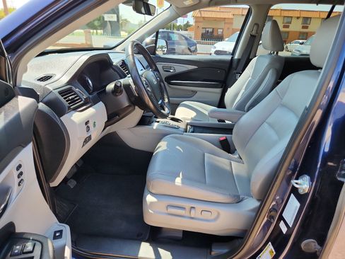 Certified 2023 Honda Ridgeline RTL image 11