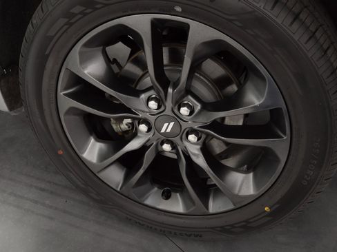 Used 2021 Dodge Durango R/T w/ Blacktop Package image 9