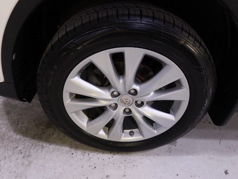 Used 2014 Toyota RAV4 Limited image 10