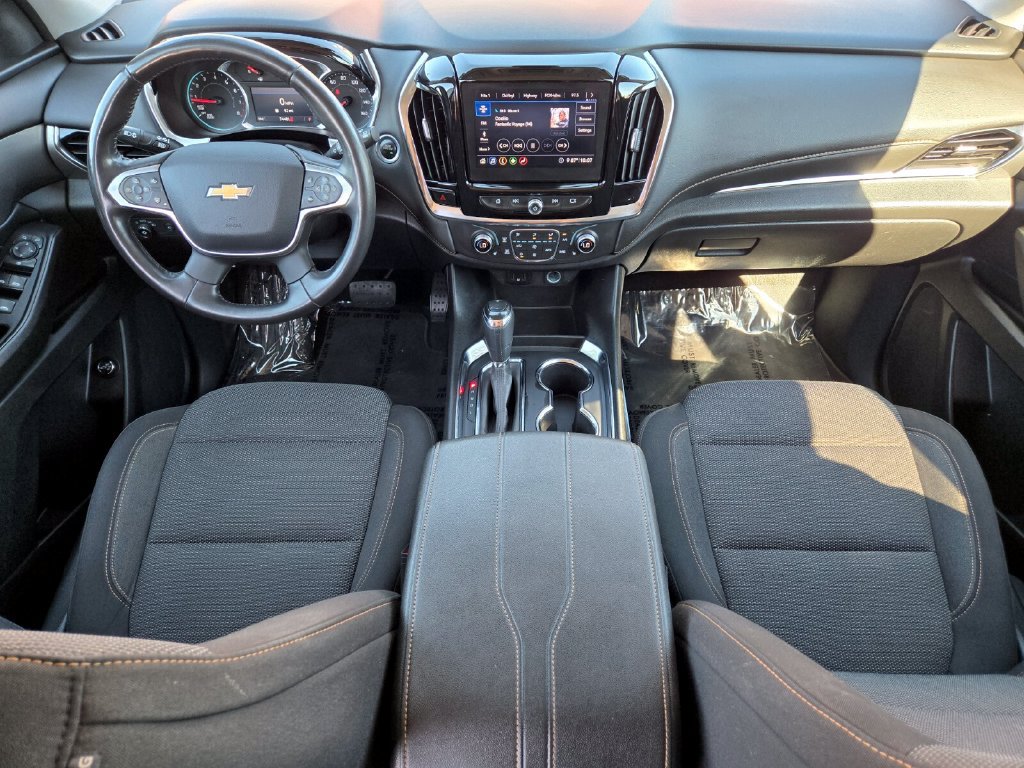 Used 2020 Chevrolet Traverse LT w/ Driver Confidence II Package AWD/4WD image 24