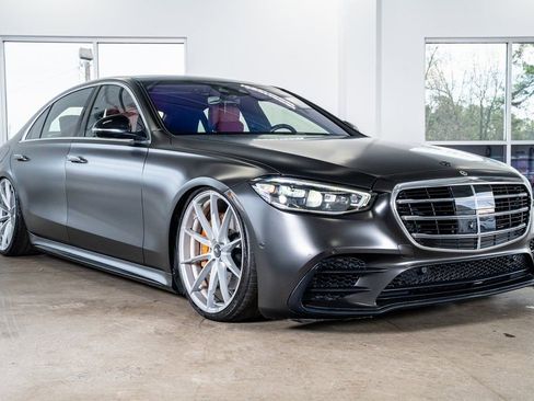 Used 2022 Mercedes-Benz S 580 4MATIC Sedan image 4
