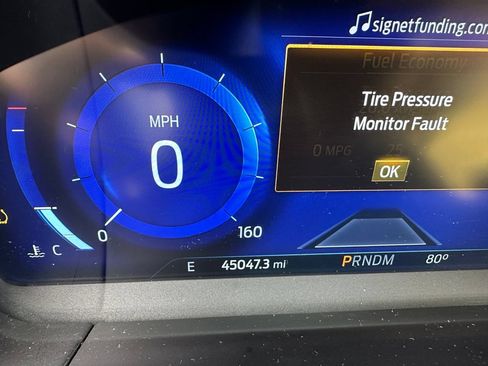 Used 2020 Ford Escape Titanium w/ Titanium Premium Package 2.0 AWD/4WD image 13