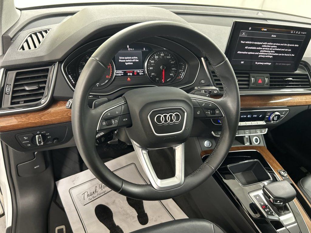 Used 2023 Audi Q5 2.0T Premium w/ Convenience Package AWD/4WD image 4