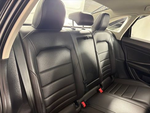 Used 2021 Volkswagen Jetta R-Line FWD image 22