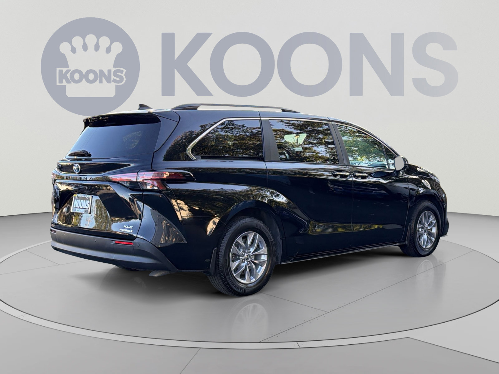 Used 2022 Toyota Sienna XLE AWD/4WD image 11