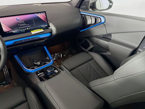 Used 2025 BMW X3 xDrive30i w/ M Sport Package image 24